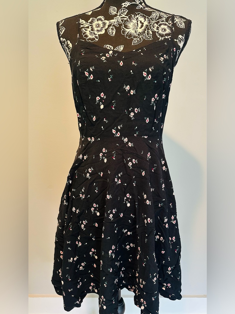Vintage 90’s sweet summer black floral print dress